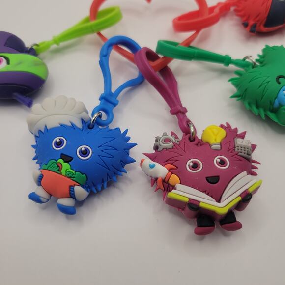 2023 Kids Heart Challenge 5 Keychains Lot Wristband American Heart Association - Picture 3 of 7